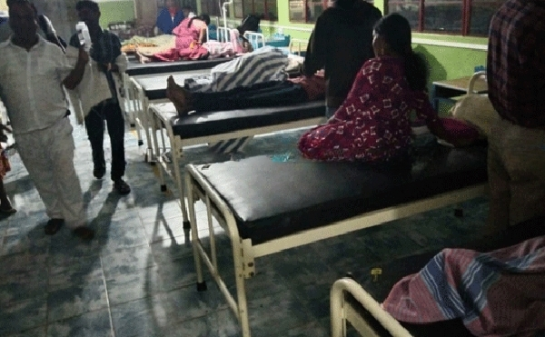 ආහාර විස වී 100ක් රෝහලේ