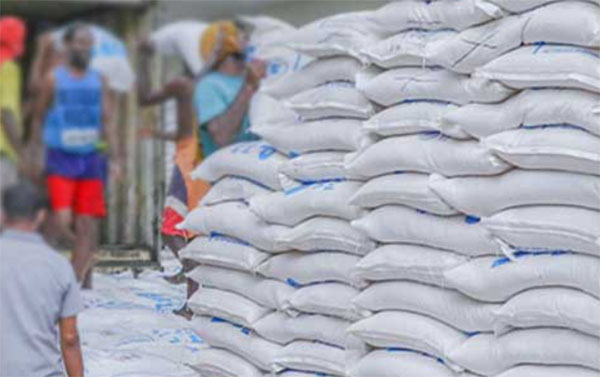 පාසල් දරුවන්ට බෙදාදීමට තිබූ සහල් ප්රමිතියෙන් තොර බවට අනාවරණයක්