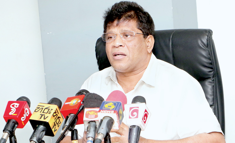 වැස්ස ආවාම ලයිට් බිල අඩු කරන බව කී ආණ්ඩුව අද නිහඬයි