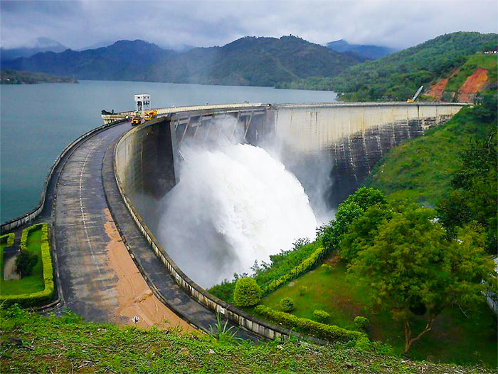 ජල විදුලි බලාගාර ආශ්‍රිත ජලාශවලට මහවැසි