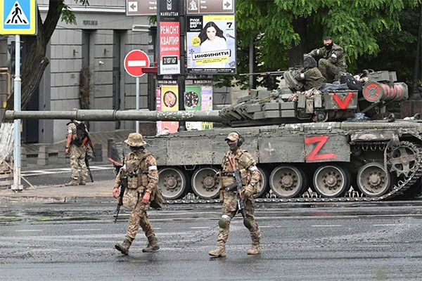 විදෙස් රටවල යුද්ධයට යන පිරිසට විශේෂ නිවේදනයක්