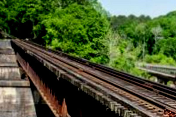 කැලණිවැලි මාර්ගය වග සිට අවිස්සාවේල්ල දක්වා දින කිහිපයකට වැසේ