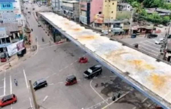 කොහුවල හරහා යන රථවාහනවලට දැනුම් දීමක්