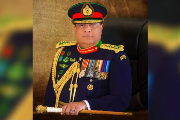 ජෙනරාල් ශවේන්ද්‍රට සේවා දිගුවක්