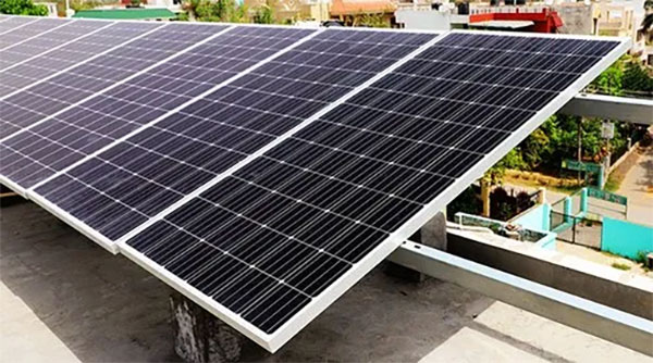 සූර්ය පැනල බලශක්තියට ගෙවන ගාස්තුව පහළට