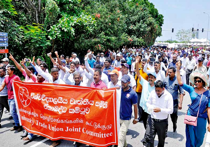 සරසවි අනධ්‍යයන කාර්ය මණ්ඩල වර්ජනය නිමයි