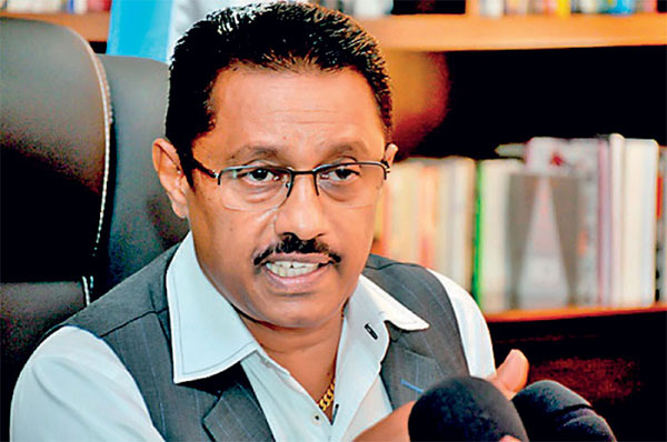 ජනකගෙන් මැතිවරණ කොමිසමට පැමිණිල්ලක්