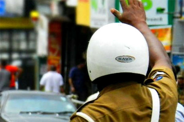 අවිස්සාවේල්ල පරණ පාරේ විශේෂ රථ වාහන සැලැස්මක්