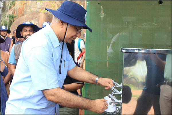 සීගිරි බලකොටුවේ සිංහ පාදය අසලට ජල සම්පාදන පද්ධතියක්