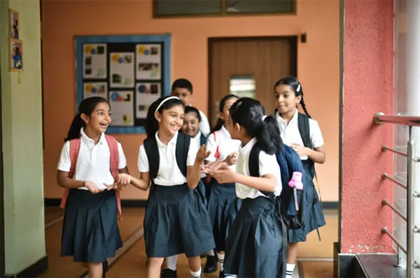 ජාත්‍යන්තර පාසල් ශ්‍රේණිගත කිරීමේ ප්‍රතිපත්තියක්