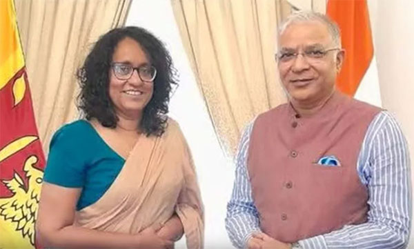 හරිනි අමරසූරිය ඉන්දීය මහකොමසාරිස් හමු වෙයි