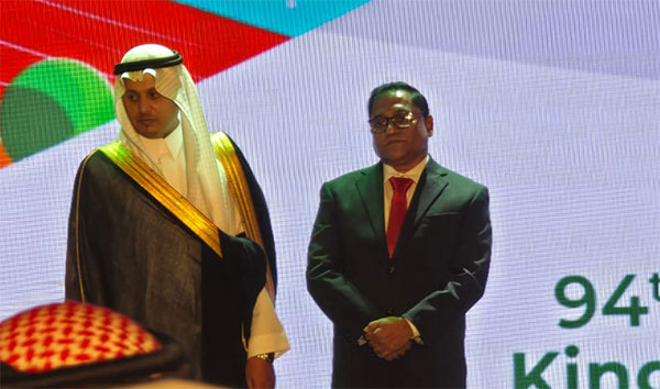 නව විදේශ අමාත්‍යවරයා සෞදි අරාබියට