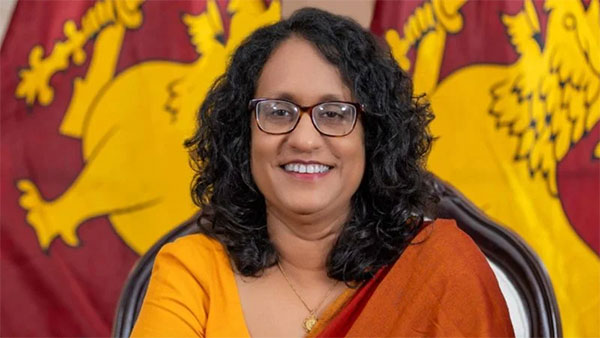 ගුරු දිනයට සුබපැතුම් එක් කළ අගමැතිනිය