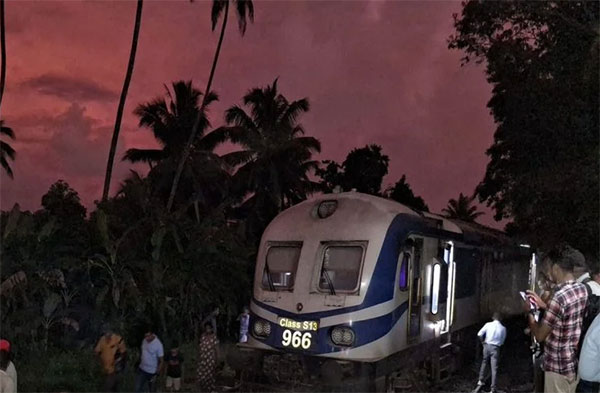 රුහුණු කුමාරි නිසා මුහුදු බඩ දුම්රිය ධාවනයට තවදුරටත් බාධා