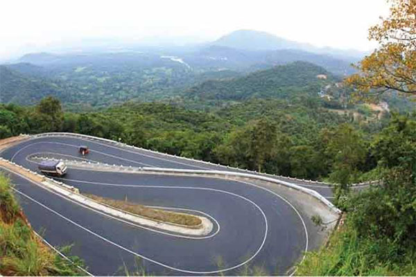 18 වංගුව මාර්ගය නැවත දැනුම් දෙන තුරු රාත්‍රි කාලයේදී වසා දමයි