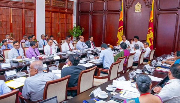 ආහාර ප්‍රතිපත්ති හා සුරක්ෂිතා කමිටුව ප්‍රථම වරට රැස්වේ