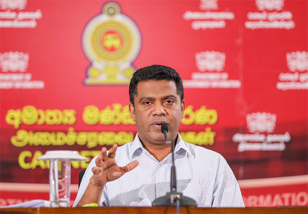රාජ්‍ය ආයතනවල මහජනතාවගේ පැමිණිලි විමර්ශනය කිරීමට අමාත්‍යංශවලට නව ඒකකයක්