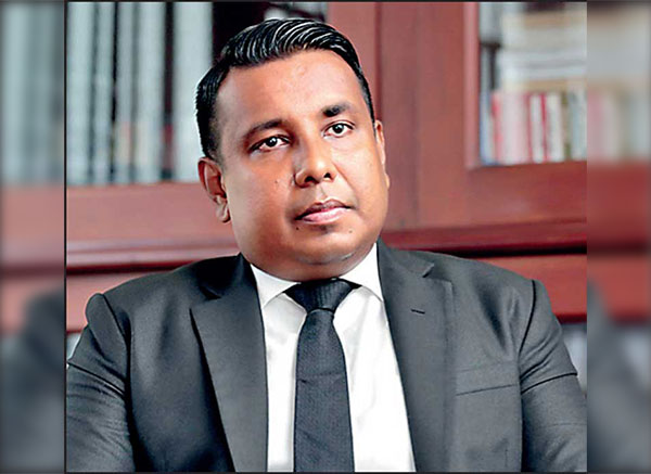 මහින්ද රාජපක්ෂ නිල නිවසින් නෙරපීමට ආණ්ඩුව කුමන්ත්‍රණය කරනවා
