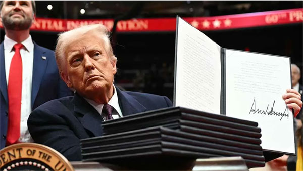 අමෙරිකාවේ 47 වන ජනාධිපතිවරයා ලෙස ට්‍රම්ප් දිවුරුම් දෙයි