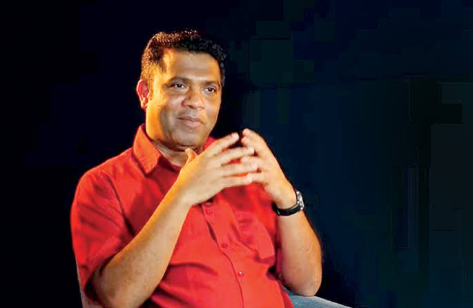 කඩා වැටුණු ගුවන් යානය ගැන බිමල් කළ කතාව ඇත්තක් ද?කැබිනට් මාධ්‍ය ප්‍රකාශක ගෙන් පිළිතුරු
