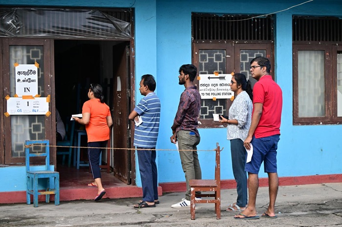 පළාත් පාලන මැතිවරණ ඡන්ද ගණන් කිරීම ඡන්ද මධ්‍යස්ථානය තුළ දීම