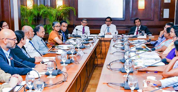 පාසල් සිසුන්ගේ ආහාර වේල ගැන දැනුම්දීමක්