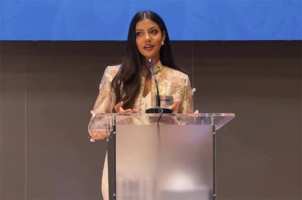 ලෝක රූ රැජින දක්ෂතා වටයේ අවසන් 24ට අපේ අනුදි