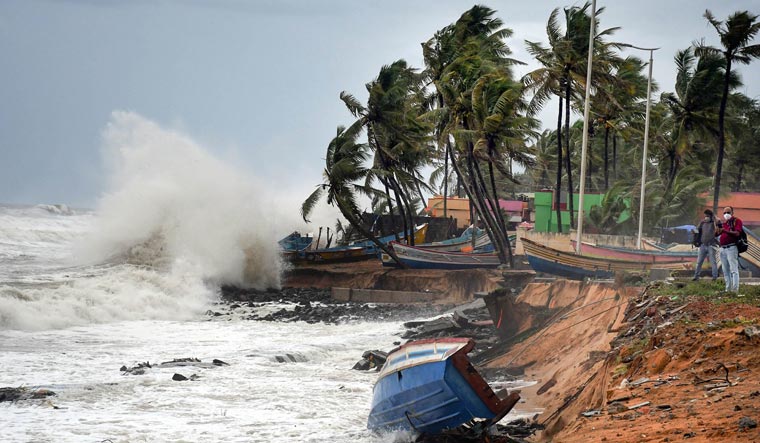 තද සුළං සහ රළු මුහුද පිළිබඳව අවවාදාත්මක නිවේදනයක්