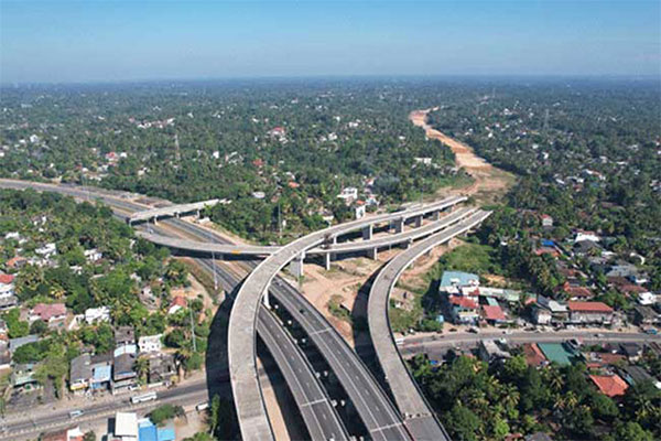 කඩවත – මීරිගම අධිවේගී මාර්ගයේ ඉදිකිරීම් යළි ඇරඹීමට සැලසුම්