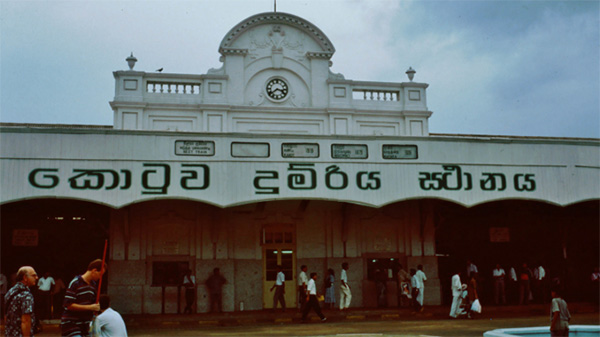 උත්සව සමයට අමතර දුම්රිය සේවාවක්