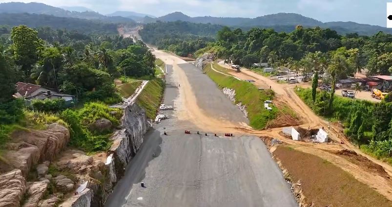 මධ්‍යම අධිවේගී මාර්ගයේ පොතුහැර සිට රඹුක්කන දක්වා වැඩ ඇරඹෙයි