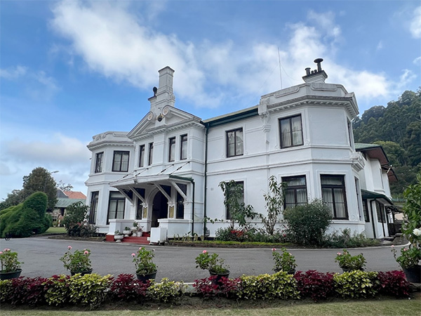 ජනාධිපති මන්දිර පහක් නිවාඩු නිකේතන කරයි