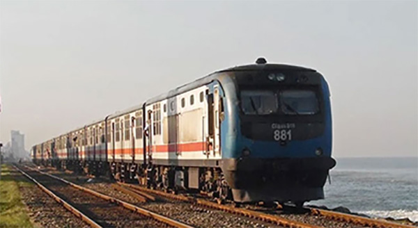 මුහුදුබඩ මාර්ගයේ දුම්රිය ධාවනය යථා තත්ත්වයට