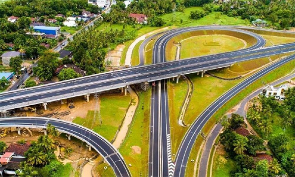 කඩවත – මීරිගම අධිවේගී මාර්ගයේ ඉදිකිරීම් කටයුතු අද ඇරඹේ