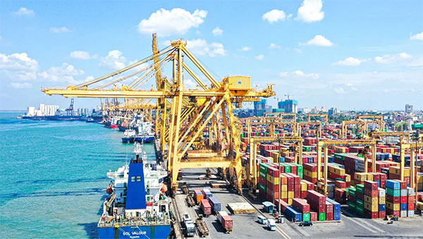 කොළඹ වරායේ මෙහෙයුම් කටයුතු තාවකාලිකව අත්හිටුවයි