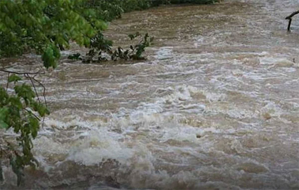 දැදුරු ඔය සහ අත්තනගලු ඔය ආශ්‍රිතව ගංවතුර අනතුරු ඇඟවීමක්