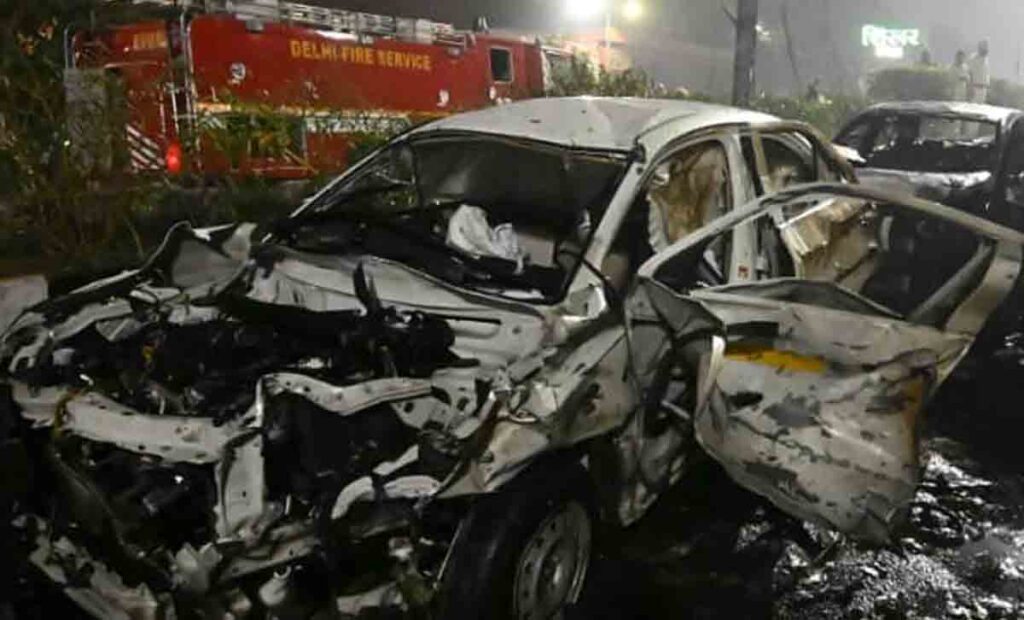 නව දිල්ලියේ පිපිරීමකින් අටක් මරුට