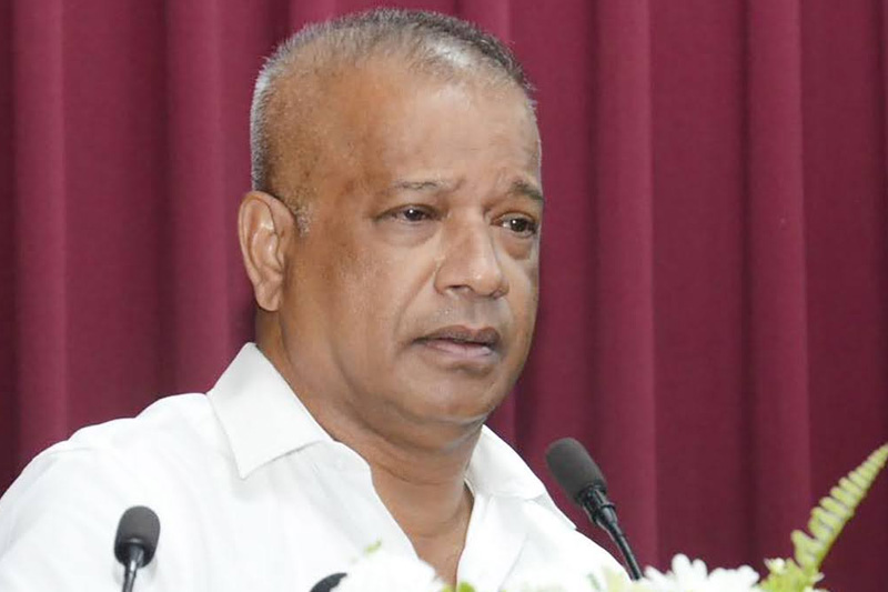 යම්කිසි මොහොතක ආණ්ඩුවත් විපක්ෂයට දරුණුම ලෙස පහර දෙනවා ඒවා නීත්යානුකූල ද නැද්ද කියන එක අදාළ නෑ