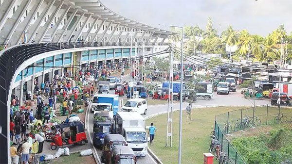 පෑලියගොඩ මැනිං මාකට් හරහා බස් ධාවනය කරවන්නැයි ඉල්ලීම්