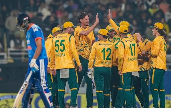 දකුණු අප්‍රිකාවට විශිෂ්ට ජයක්