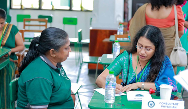 මහාචාර්ය ප්රියමාලී ජයසේකර